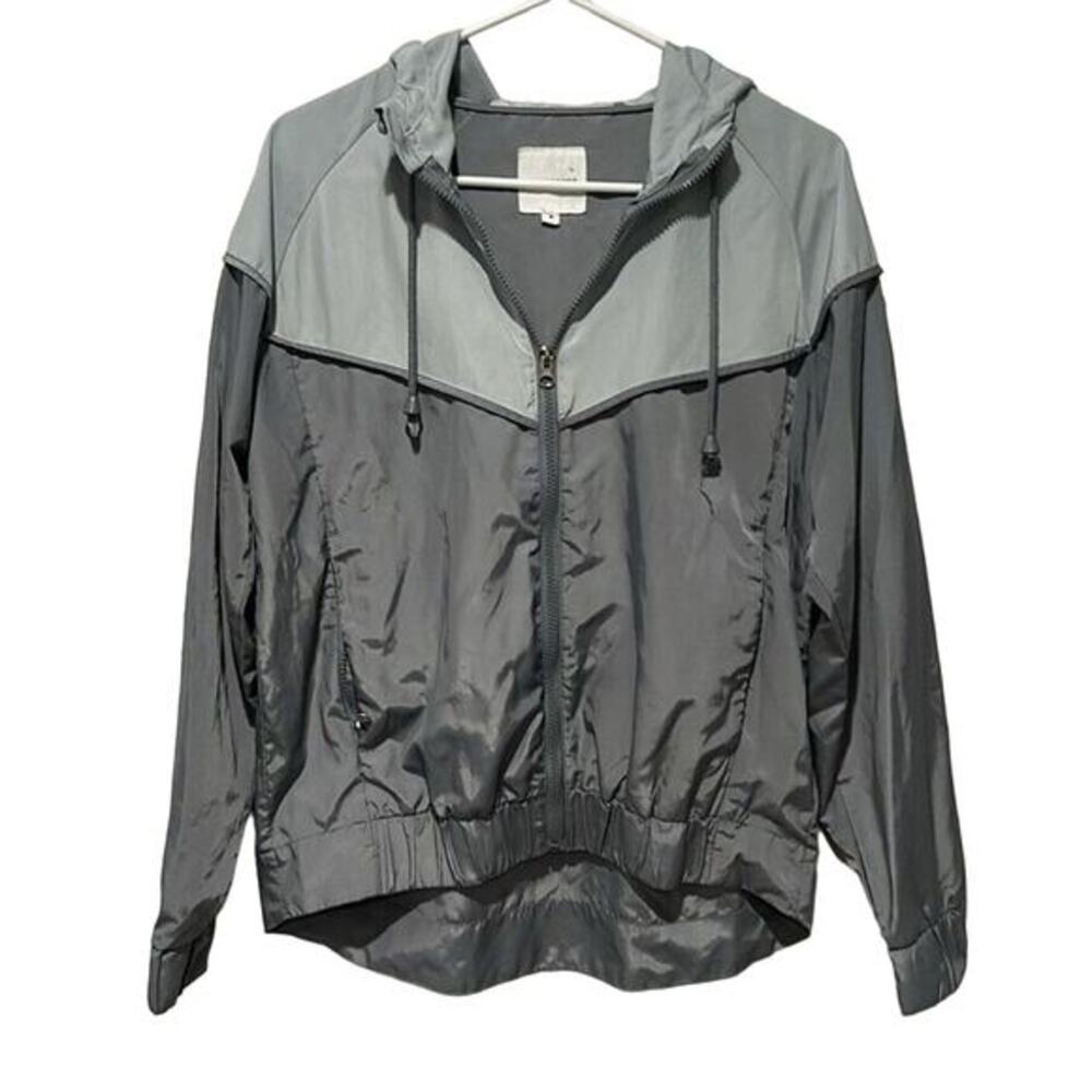 Thread & Supply‎ Windbreaker Nylon Jacket Gray Silver Hooded Rain S EDM Chrome